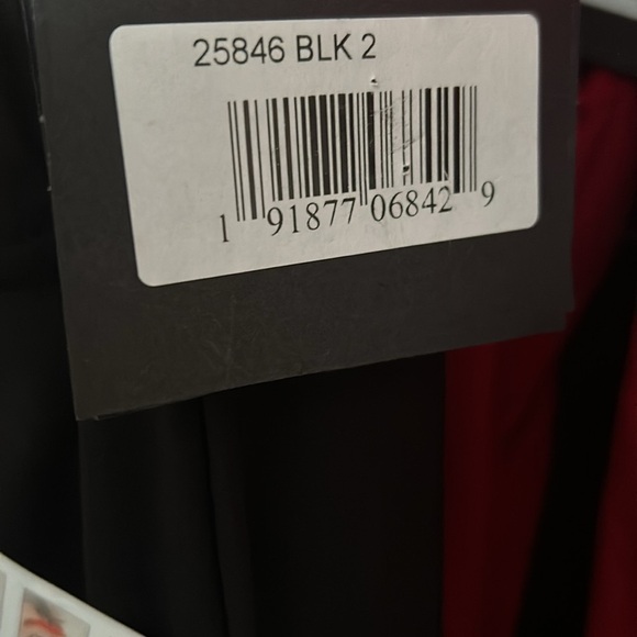 Mac Duggal 25846 NWT PLUNGE NECK HIGH SLIT GOWN - Picture 8 of 11